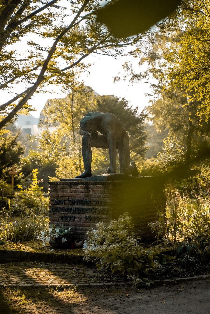 Hauptfriedhof, 12