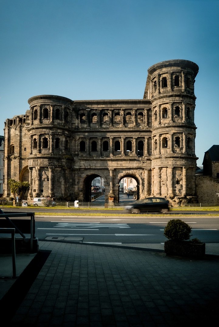 Porta Nigra, 2